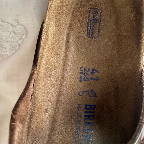 Metallic Bronze Arizona Birkenstocks size 10 - Picture 6 of 11